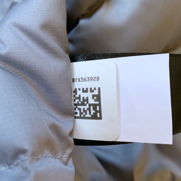 The North Face Men’s Flare 550 Down Jacket - Picture 7 of 8